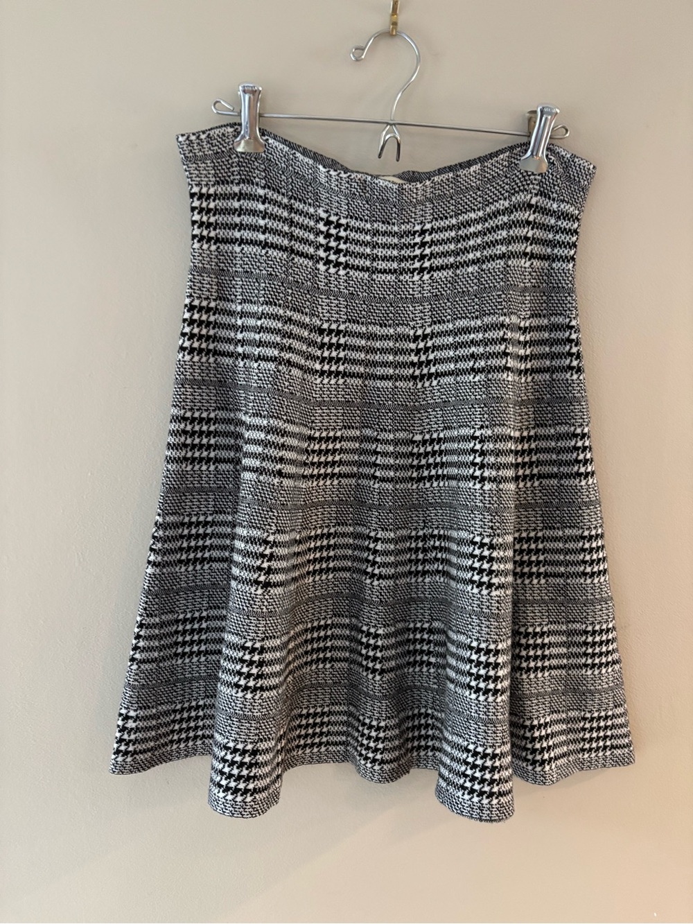 Max Studio Black & White Plaid Knit Skirt